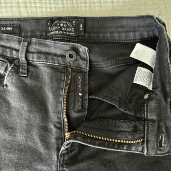 Lucky Brand Jeans | Bridgette Skinny Black Denim Distressed Jeans - Picture 4 of 6